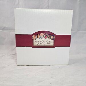 American Girl Molly's Christmas Box by Pleasant Company NIB